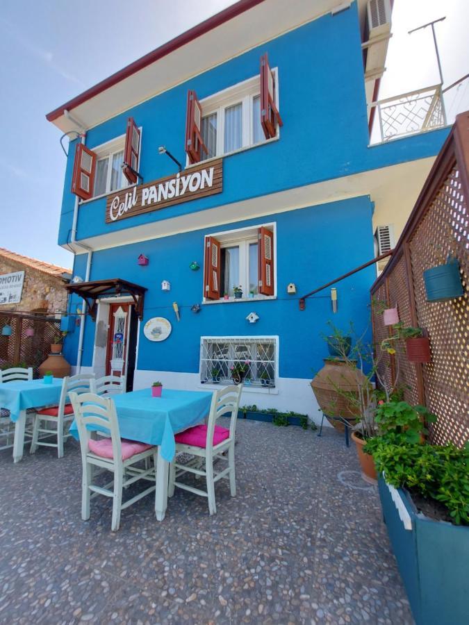 Celil Pansiyon Ayvalı Exteriör bild